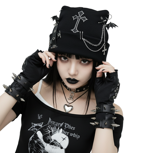 Batcat Chain Hat