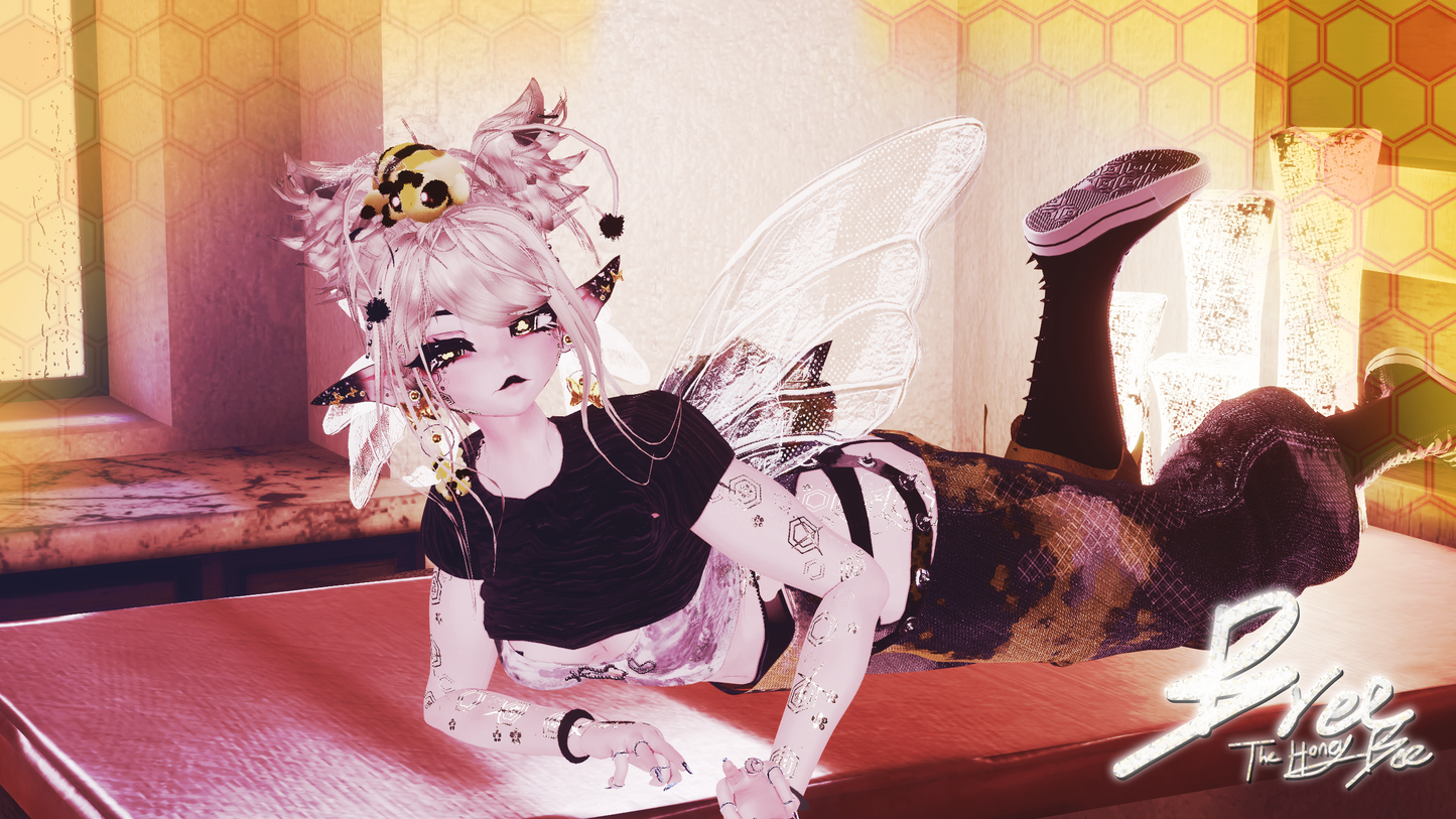 ╭┈ヾBree, The Honey Bee 🐝